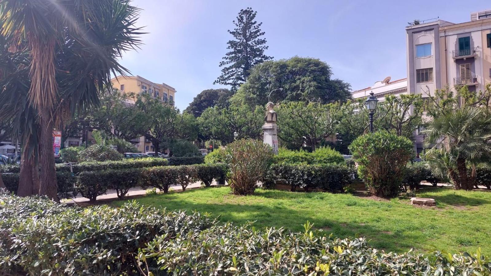 Casa Santoliva In Centro A Palermo Hotel Exterior foto